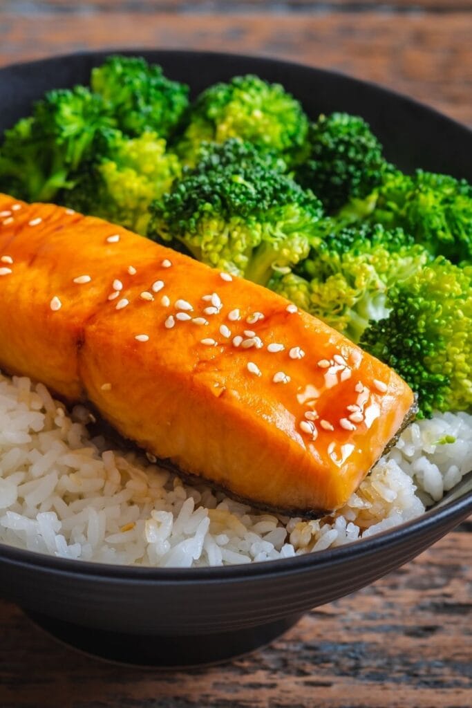 Pescatarian Recipes featuring Teriyaki Salmon with Sesame Seeds, Broccoli and Rice