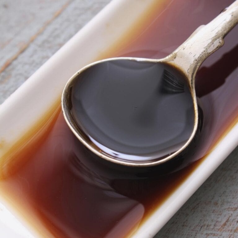 10 Best Soy Sauce Substitutes And Alternatives Insanely Good