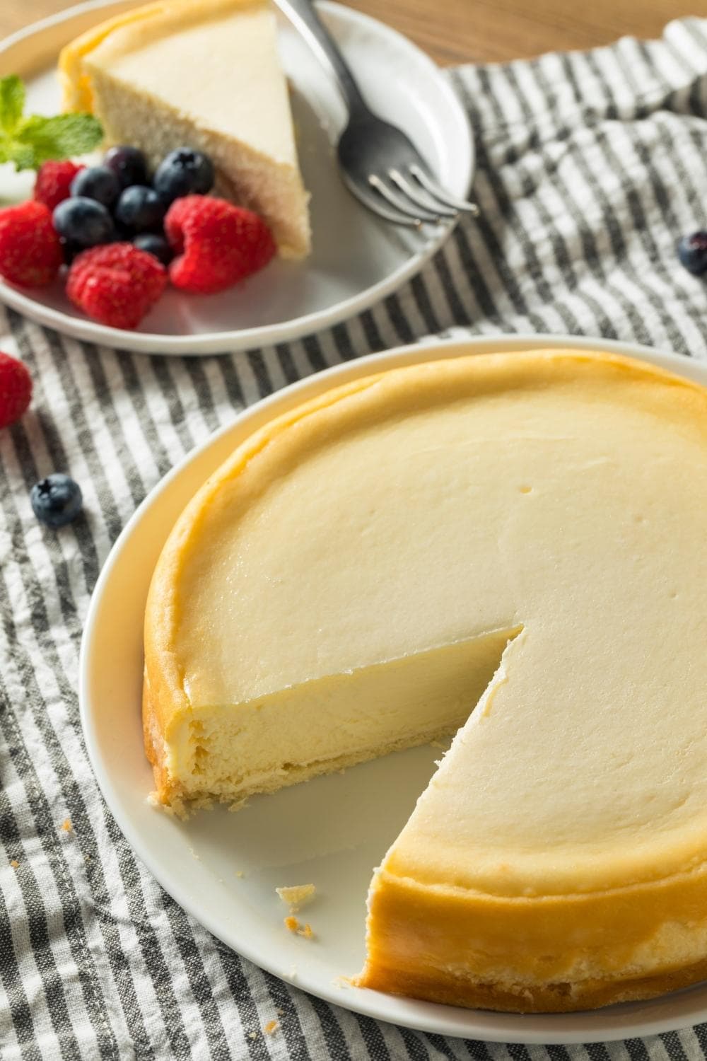 Sara Lee Cheesecake (+ Easy Recipe) - Insanely Good