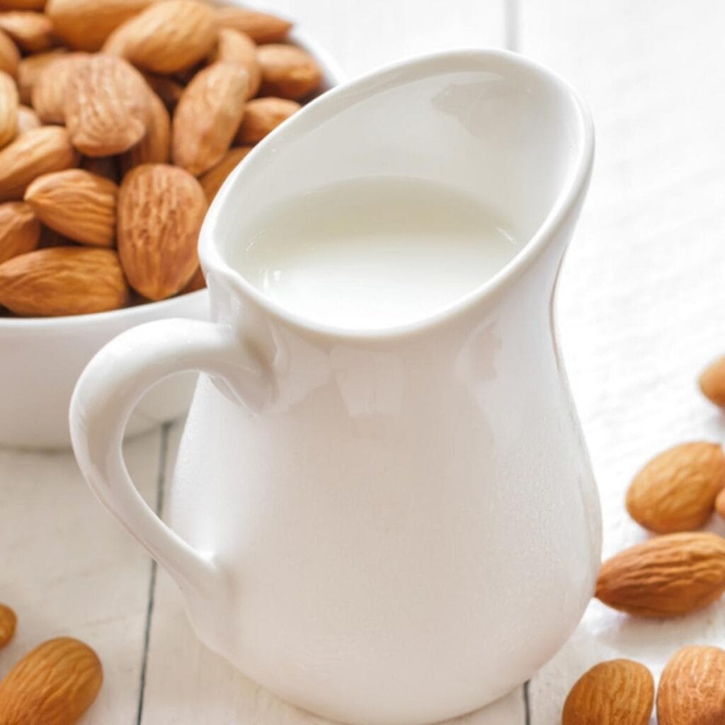 Almond Milk 