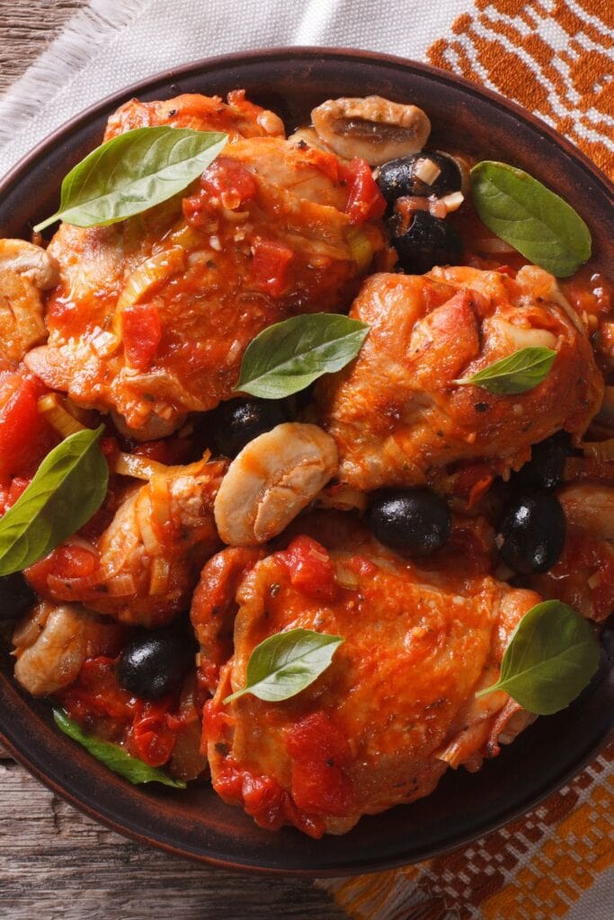 Cacciatore Chicken with Olives, Mushrooms and Tomatoes
