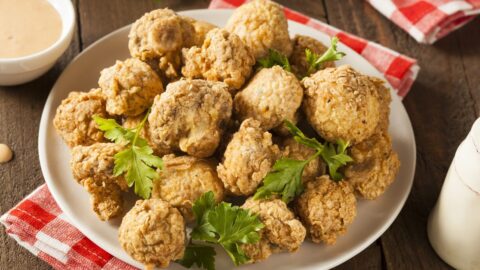 Crispy Deep Fried Mushrooms with Herbs and Dipping Sauce