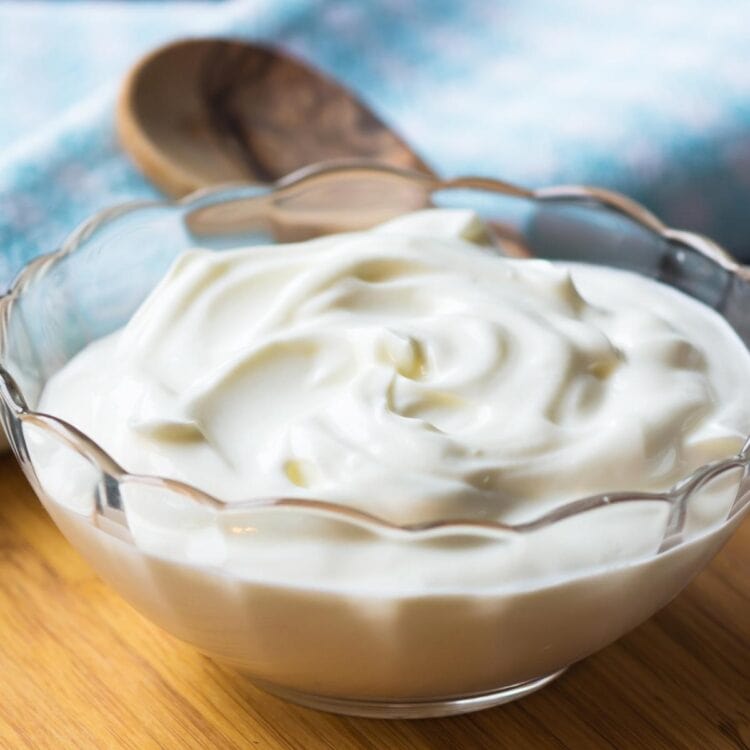 11 Best Cream Cheese Substitutes - Insanely Good