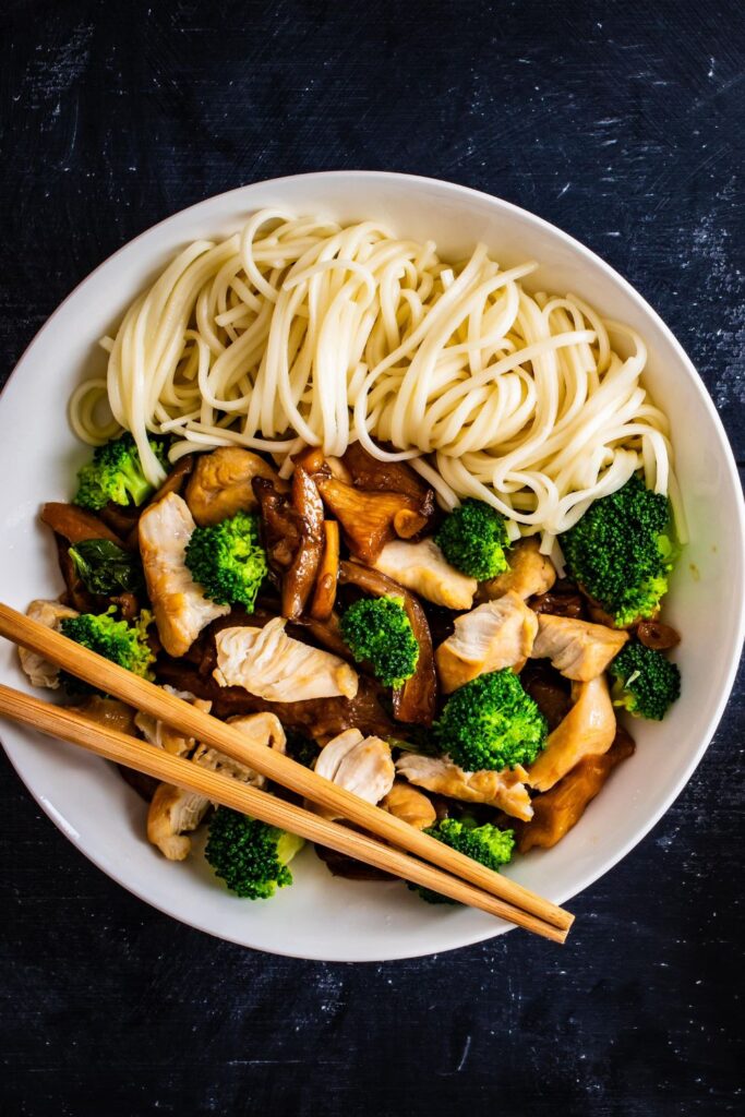 Homemade Oyster Mushrooms with Broccoli and Noodles