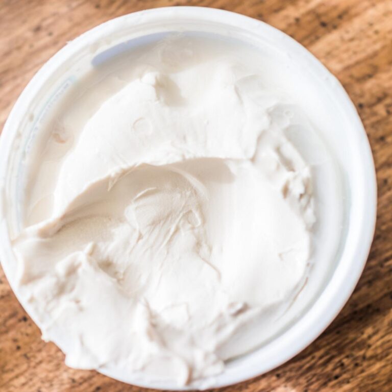 11 Best Cream Cheese Substitutes Insanely Good 