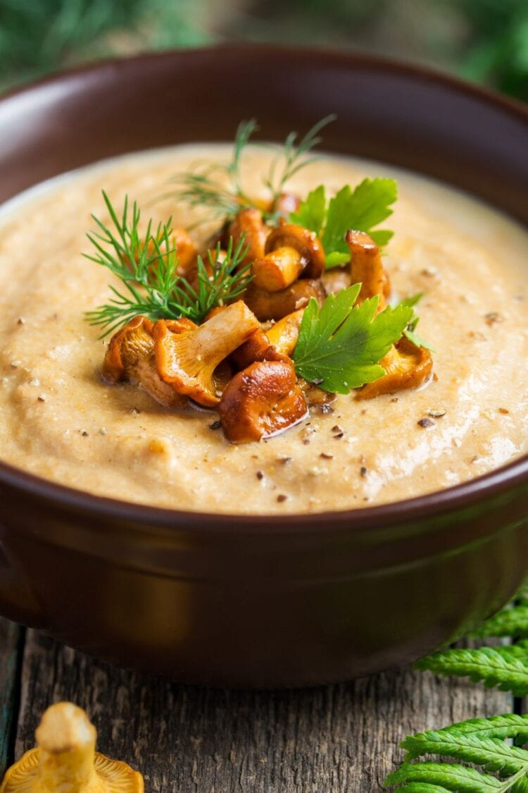 25 Recipes With Cream of Mushroom Soup We Can’t Resist Insanely Good