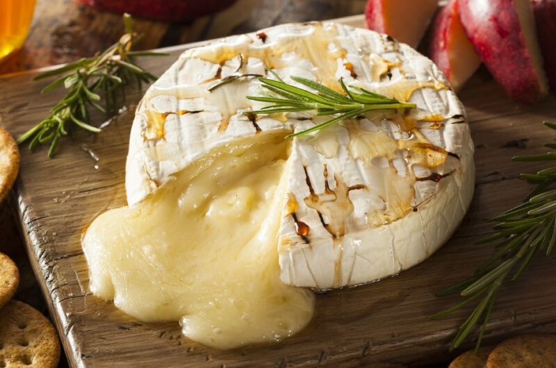 15 Ways to Use Camembert Cheese 
