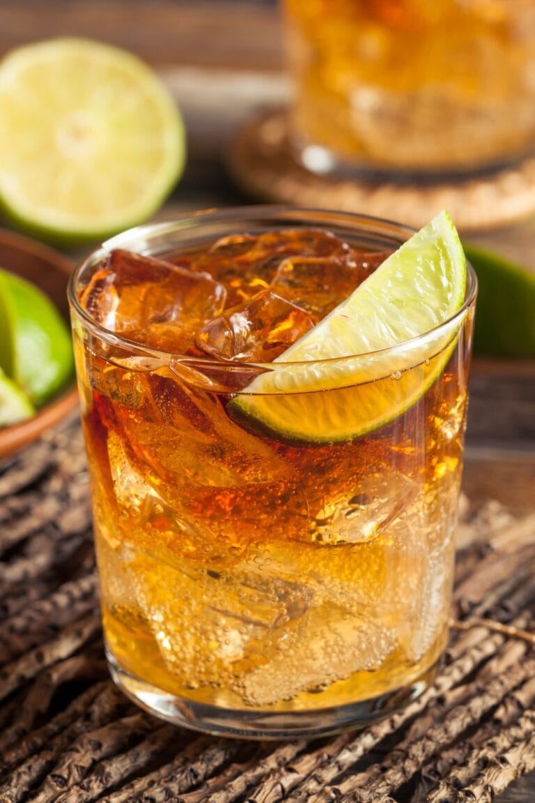 15 Fireball Cocktails (+ Easy Mixed Drink Recipes) Insanely Good