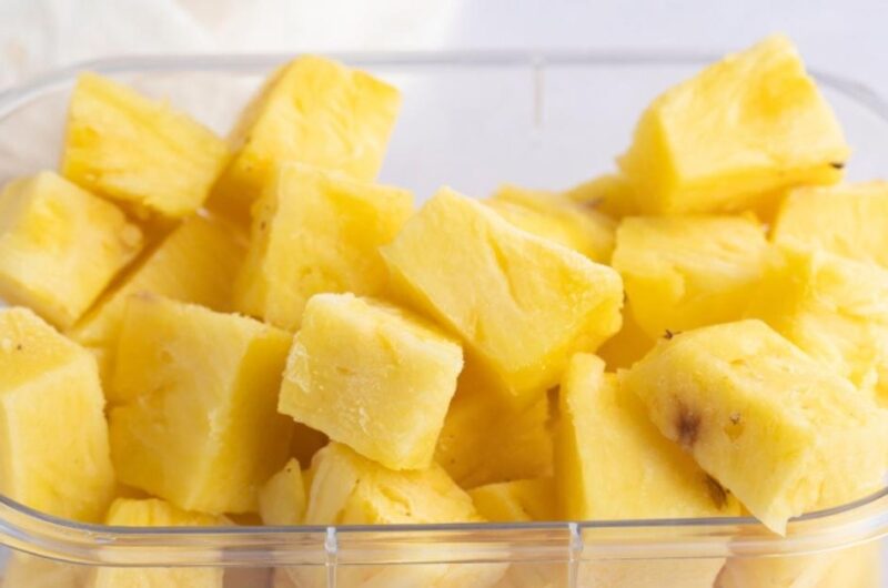 How to Freeze Pineapple (+Tips and Tricks!)