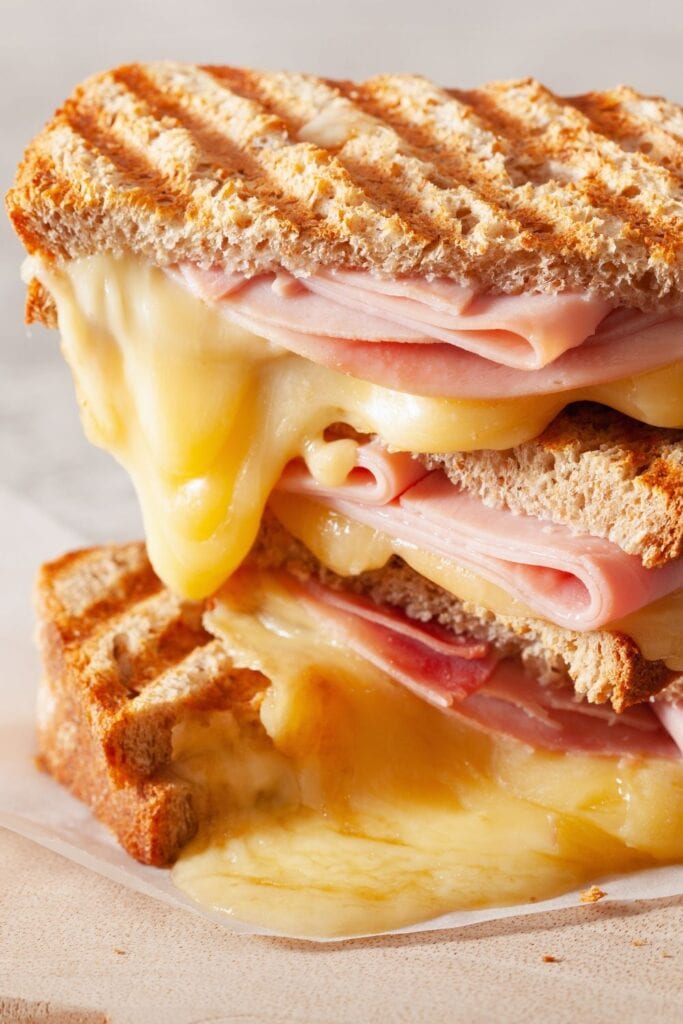 Provolone Cheese Sandwich with Ham