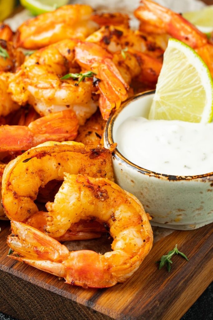Grilled Shrimp with Lime and White Sauce