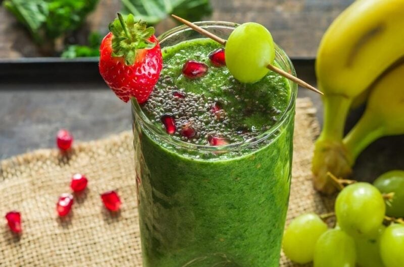 10 Best Kale Smoothies to Start the Day