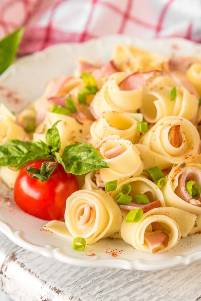 Fettuccine Pasta Carbonara with Ham, Green Onions and Tomato