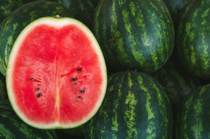 How to Tell If a Watermelon is Ripe (6 Ways)