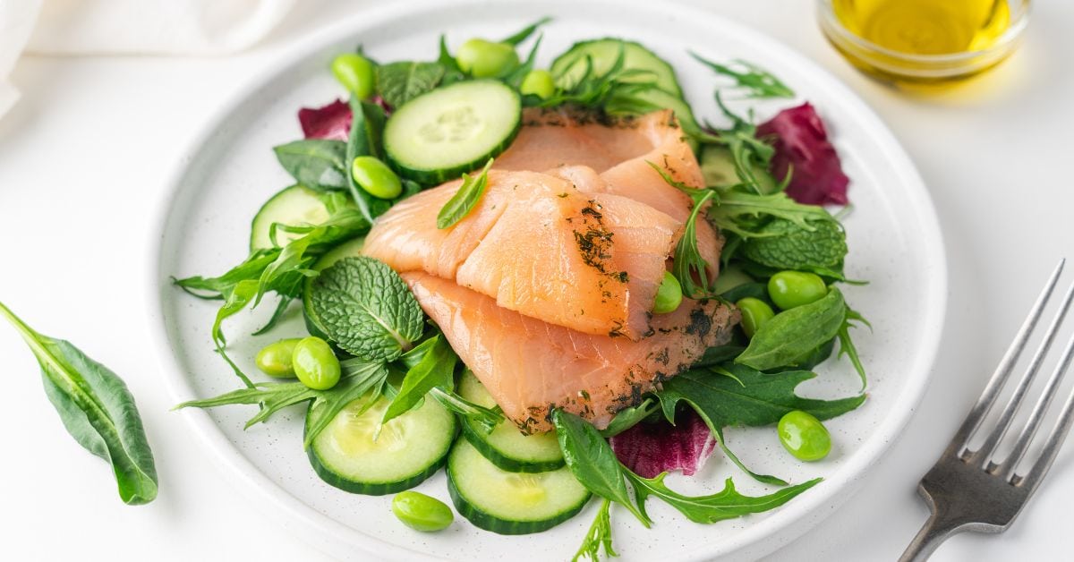 Healthy Salmon Salad with Fresh Spinach, Cucumber and Mizuna