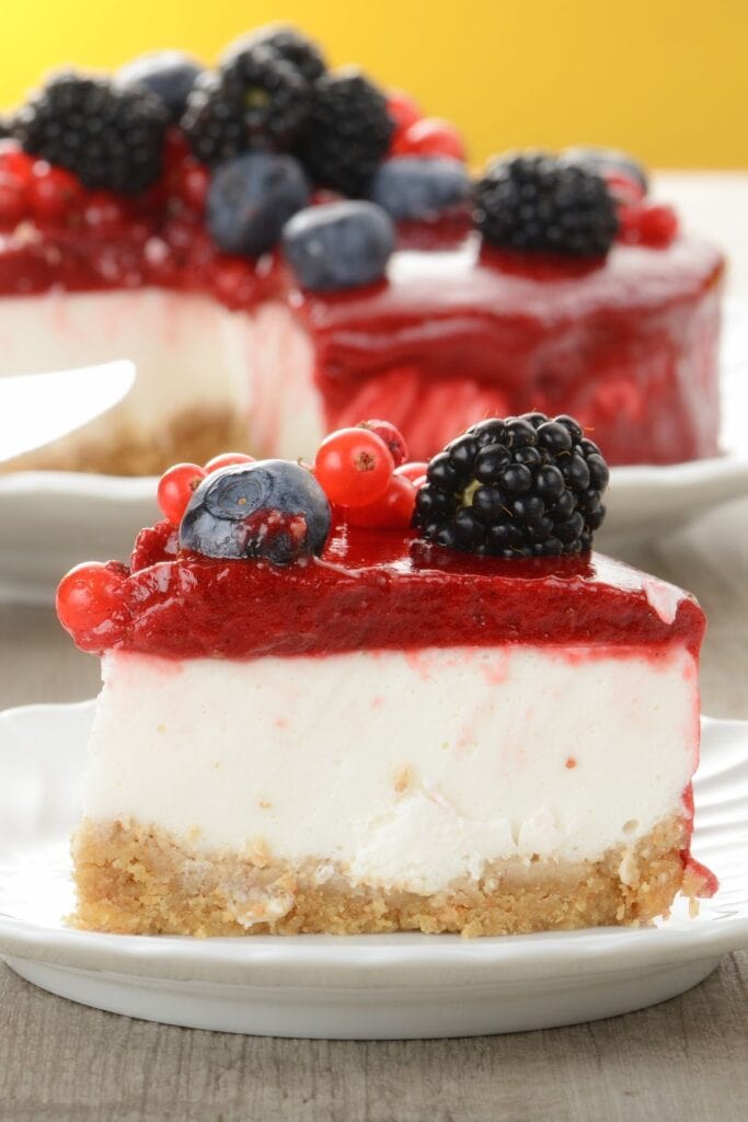 Ice Cream Cake Pie with Fresh Berries