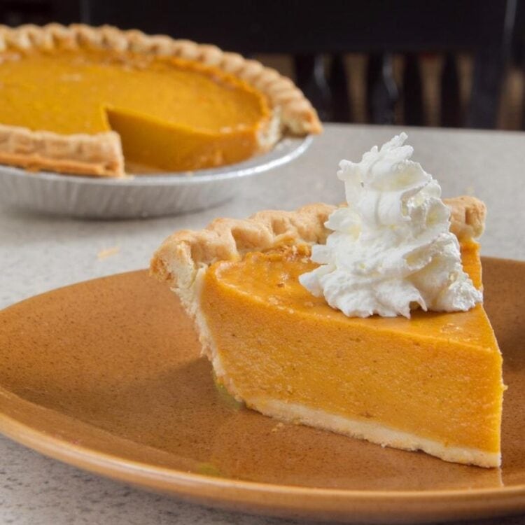 How to Freeze Pumpkin Pie - Insanely Good