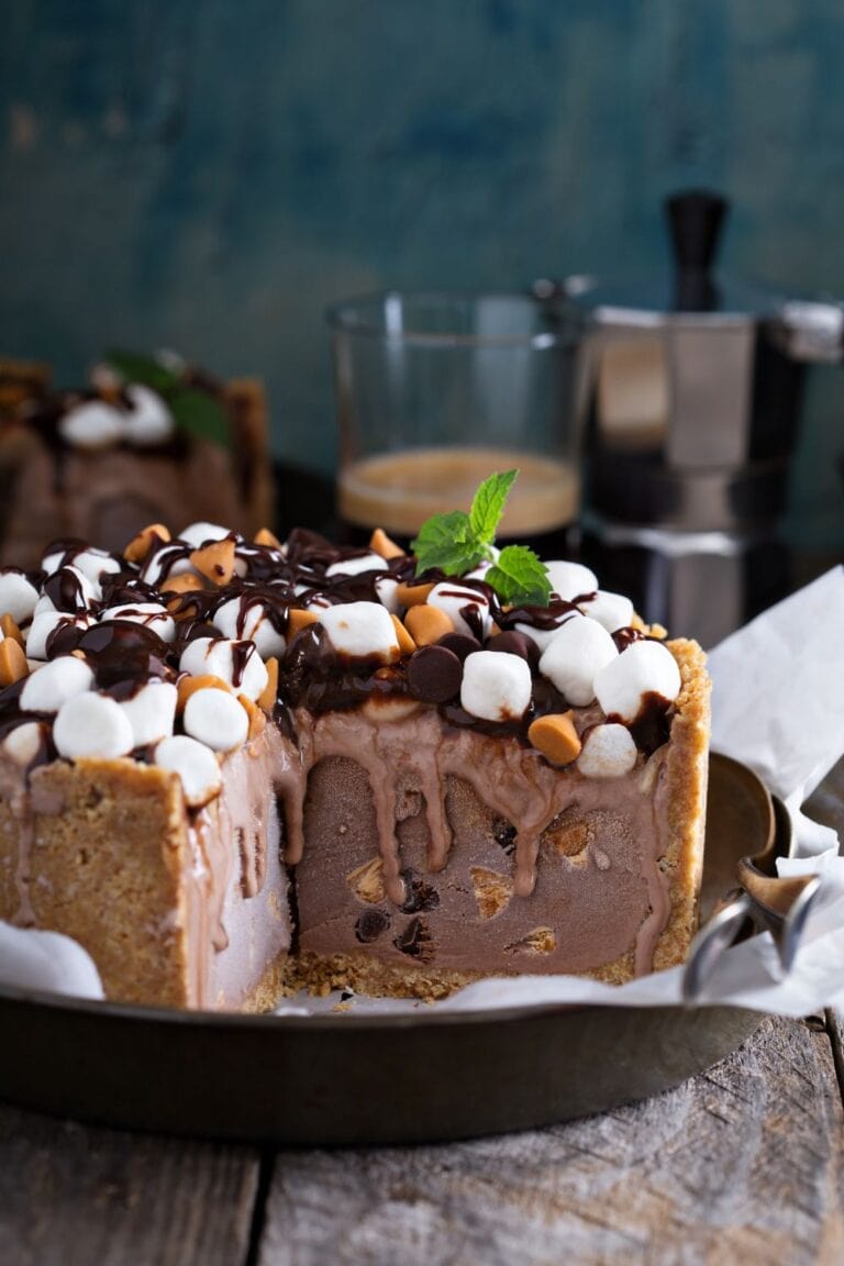17 Easy Marshmallow Cake Recipes Insanely Good
