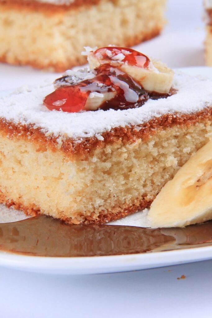 20 Buttermilk Desserts (And Breakfasts, Too): Sweet Homemade Buttermilk Cake