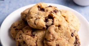 Sweet Homemade Snicker Chocolate Chip Cookies