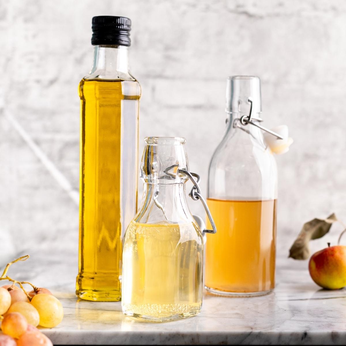 10 Best White Wine Vinegar Substitutes Insanely Good
