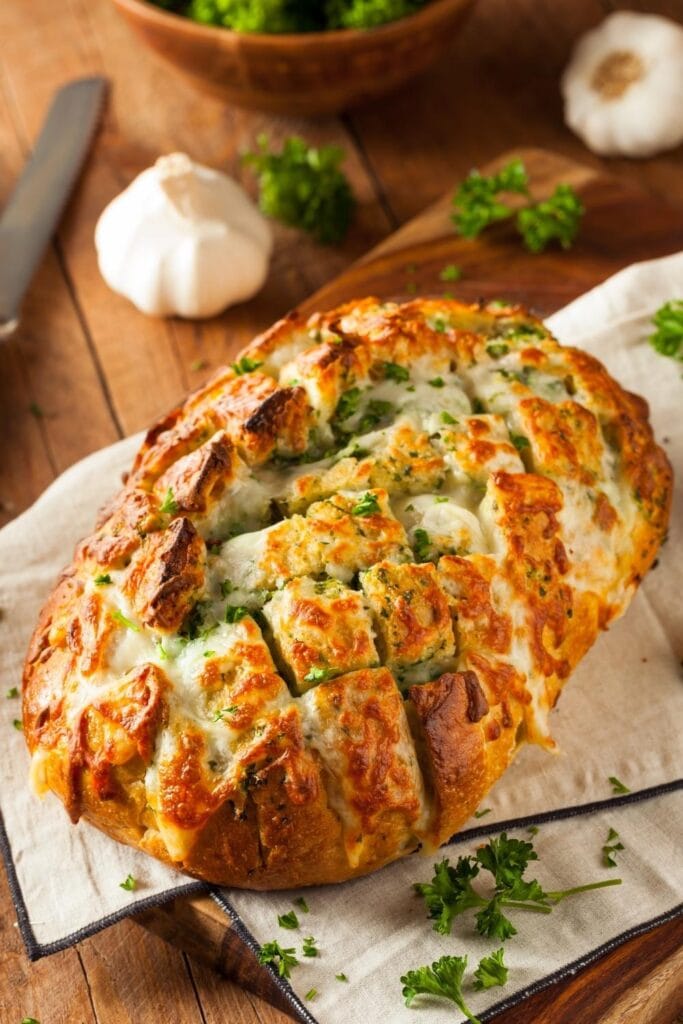 Cheesy Pull Apart Bread with Garlic and Parsley