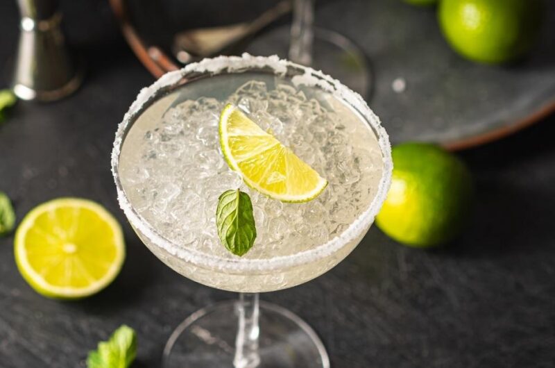 17 Classic Lime Cocktails for Spring