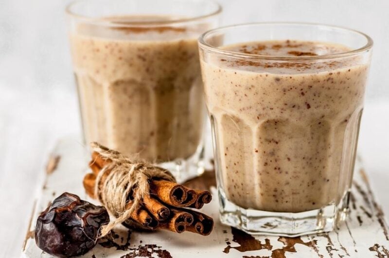 10 Easy Date Smoothies