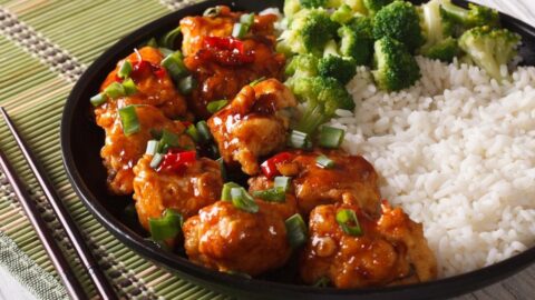 Homemade General Tso's Chicken with Pepper, Onions, Broccoli and Rice