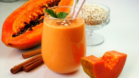 Homemade Healthy Papaya Smoothie with Cinnamon and Oat Flakes