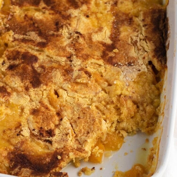 Peach Dump Cake (Easy Recipe) Insanely Good