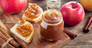 Sweet Apple Butter with Cinnamon and Bread