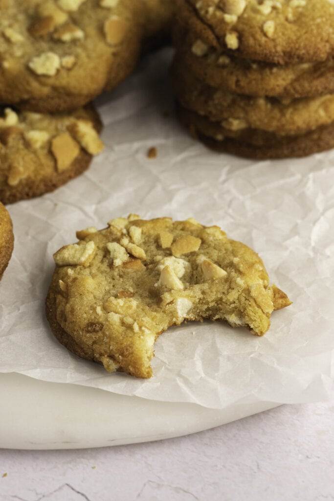 Banana Pudding Cookies with a bite taken