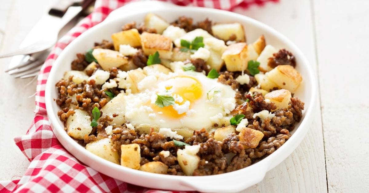 Ground Beef Breakfast with Potatoes and Egg