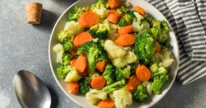 Healthy Stir-Fry Broccoli with Cauliflower and Carrots