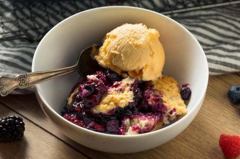 13 Best Black Raspberry Recipes and Desserts