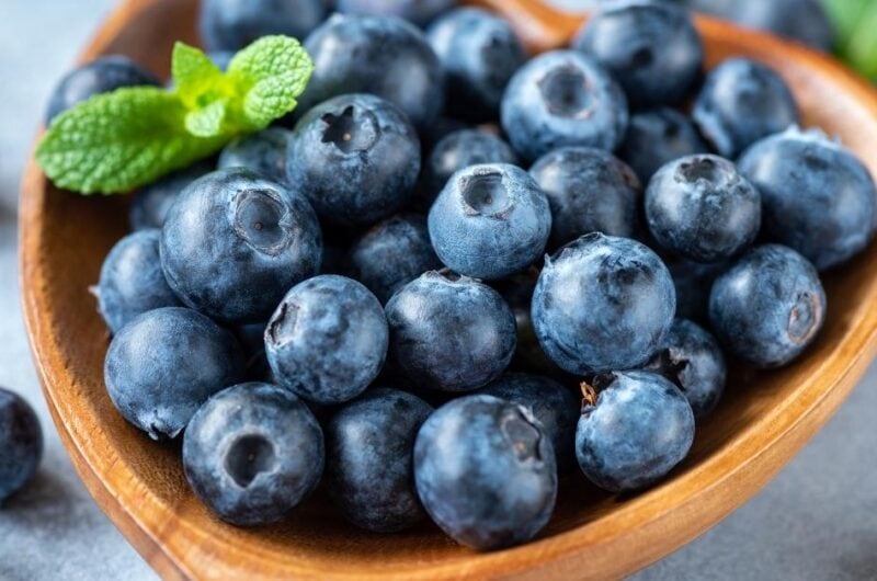20 Naturally Blue Fruits (+ Foods List)