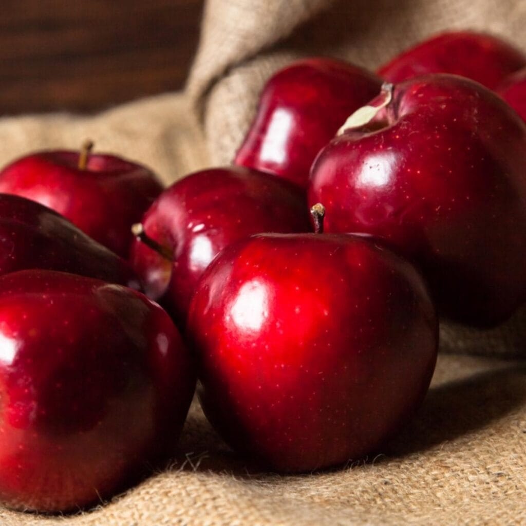 Fresh Red Apples