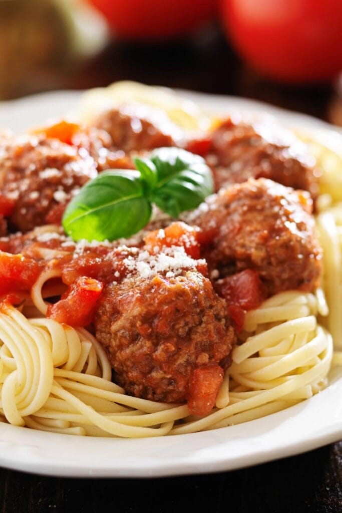 Spaghetti Meatballs with Tomato Sauce and Basil