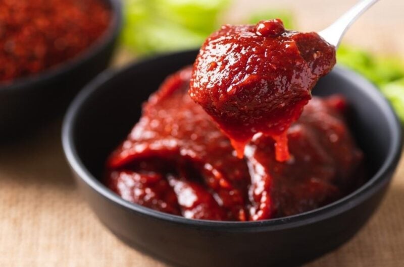 8 Gochujang Substitutes Korean Chili Paste Replacements) - Insanely Good