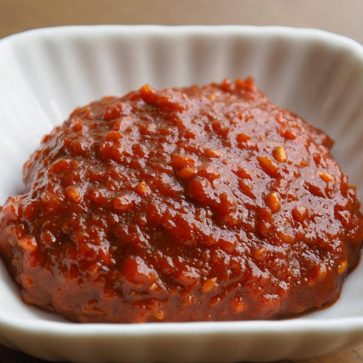 8 Gochujang Substitutes (+ Korean Chili Paste Replacements) Insanely Good