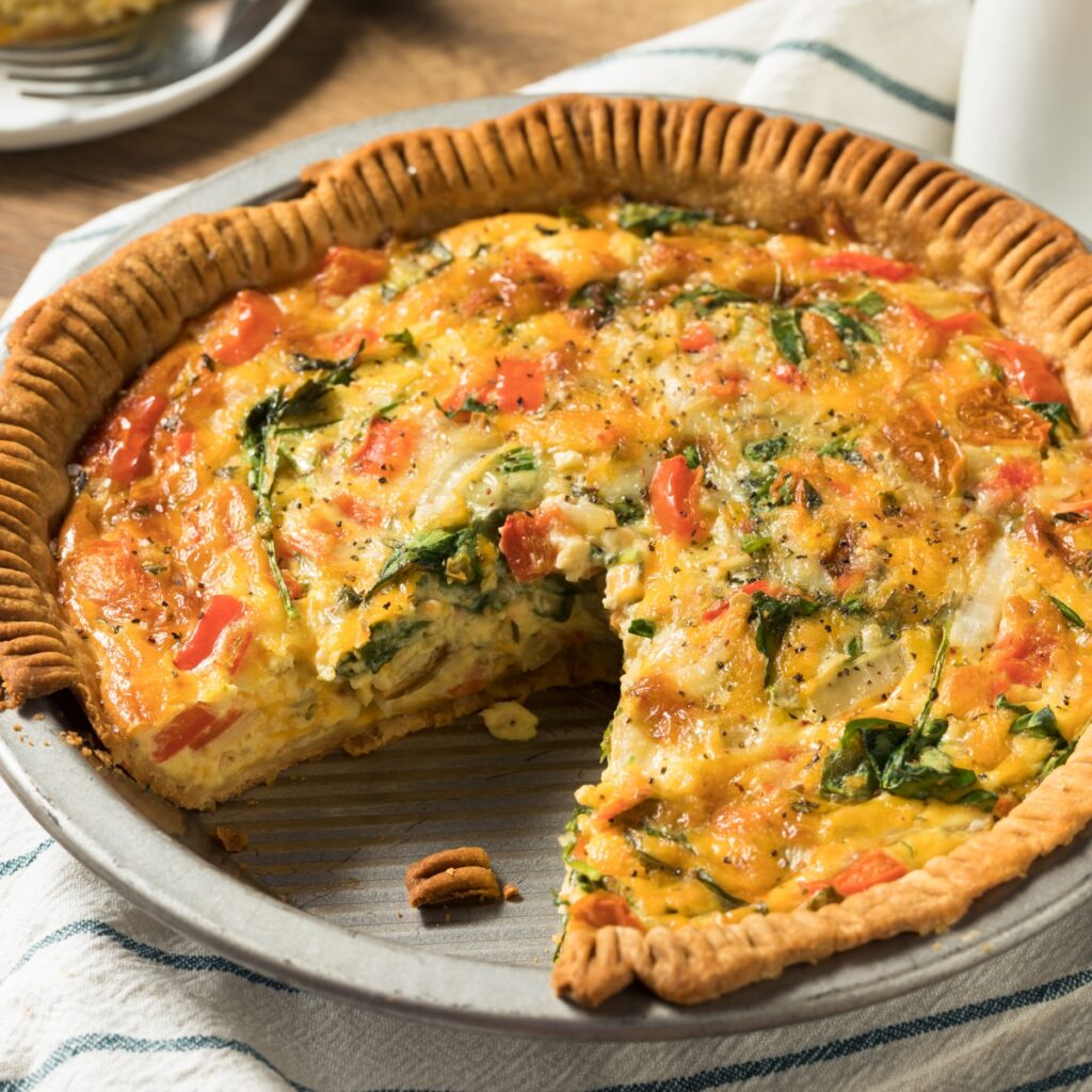 Baked Quiche with Spinach and Tomatoes for Breakfast