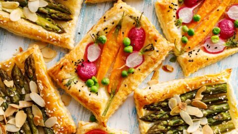 Homemade Vegetable Tarts with Carrots, Peas and Asparagus