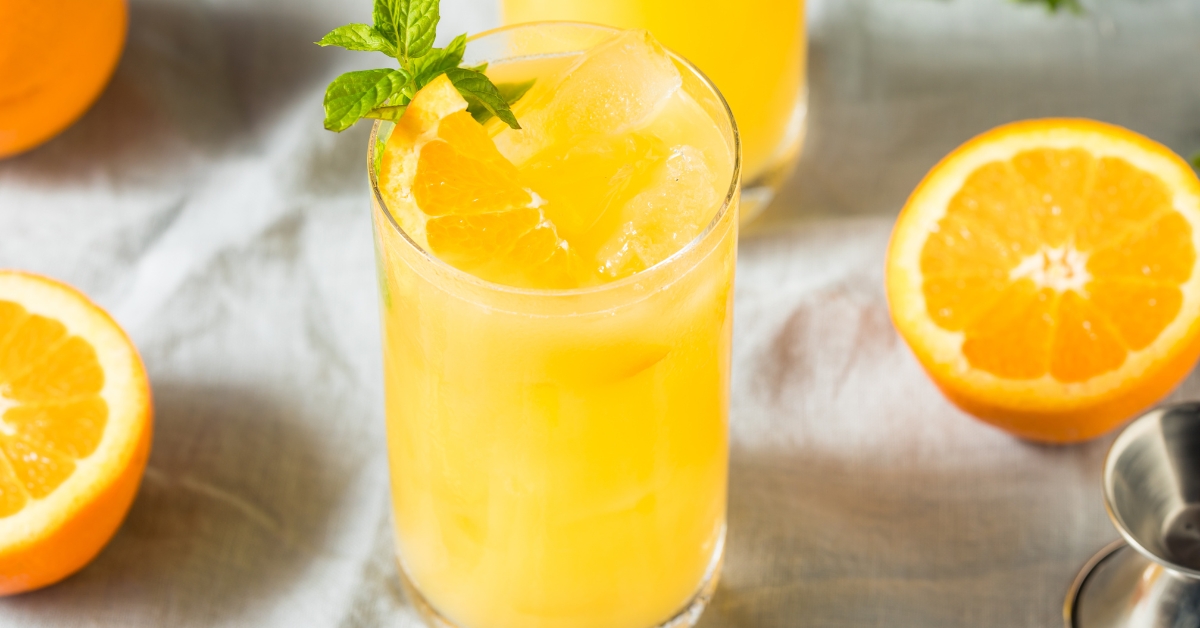 Orange Crush Cocktail with Vodka and Mint