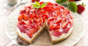 Sweet Homemade No-Bake Icebox Strawberry Pie