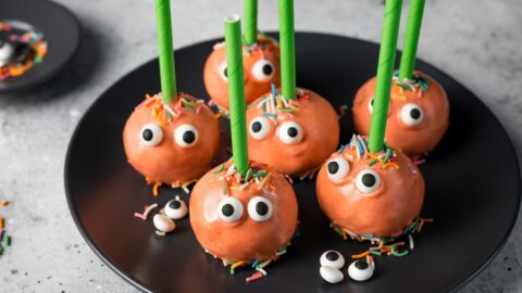 Sweet Homemade Pumpkin Cake Pops for Thanksgiving