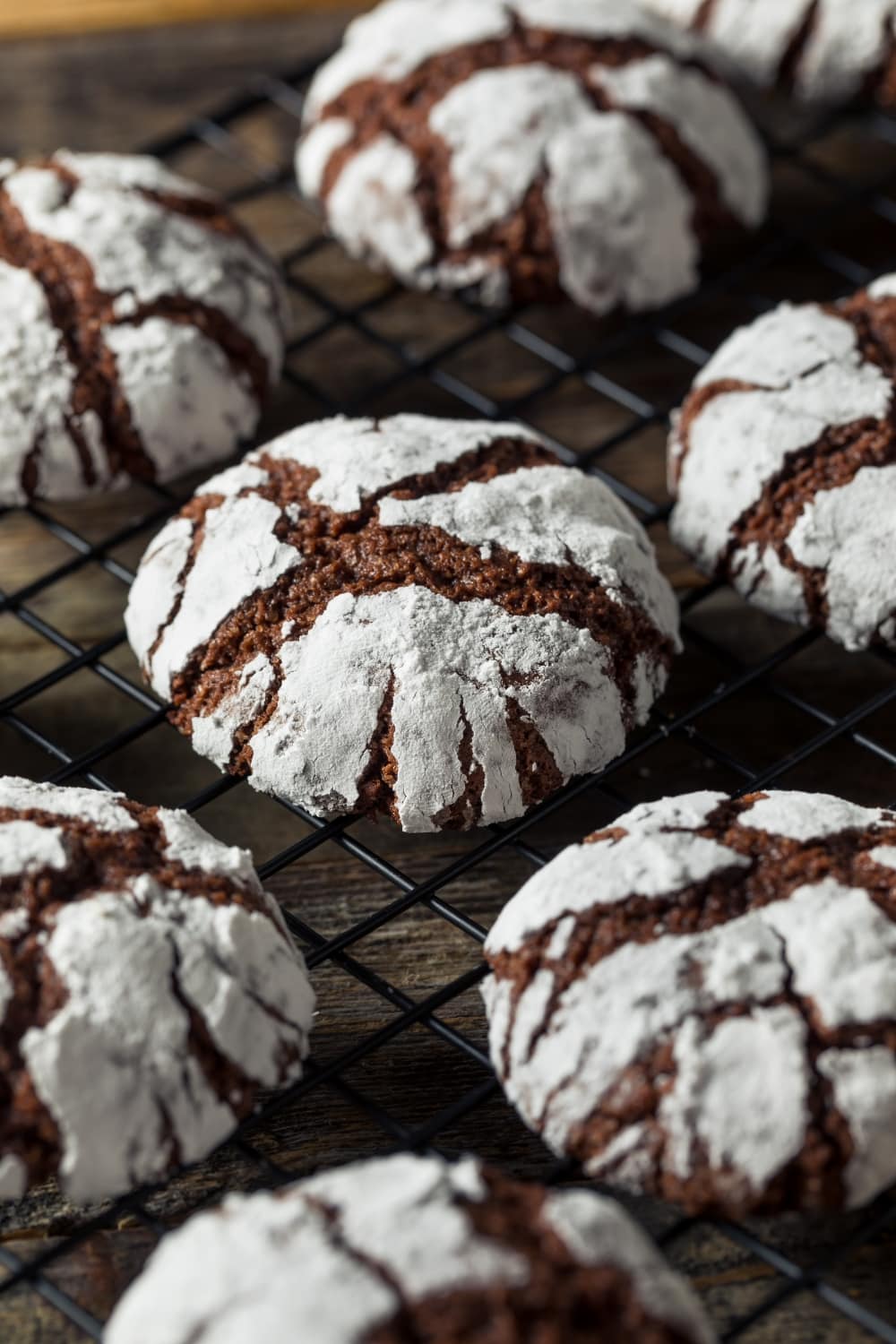 Sweet and Fudgy Chocolate Crinkle Cookies