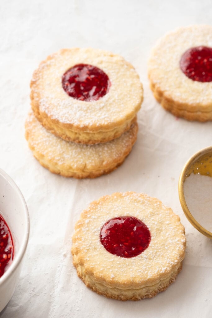 Classic Linzer Cookies WIth Raspberry Jam