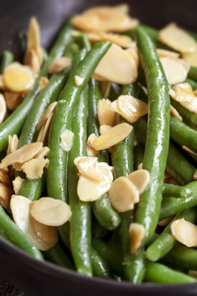 green beans almondine