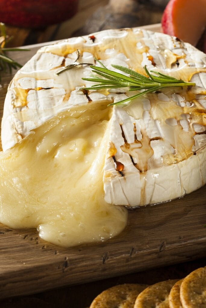 Homemade Baked Brie with Honey and Rosemary
